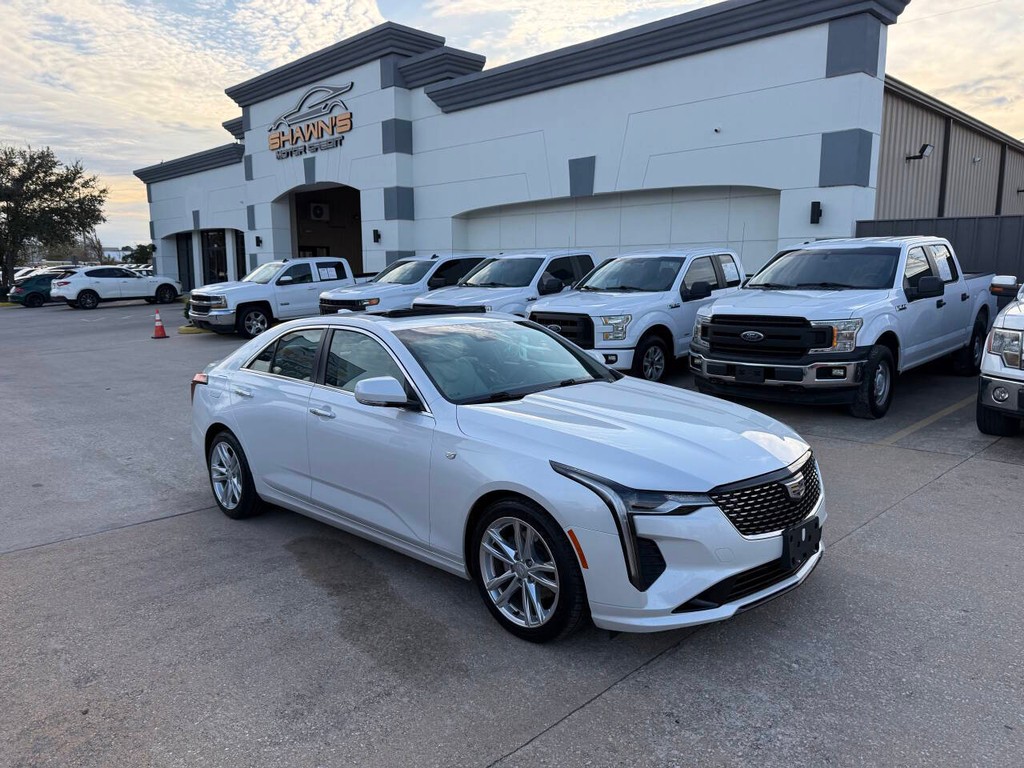 Cadillac CT4 Vehicle Full-screen Gallery Image 42