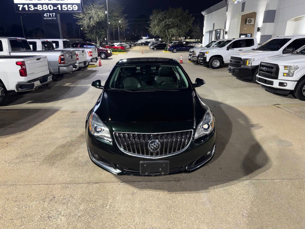 Buick Regal Vehicle Full-screen Gallery Image 38