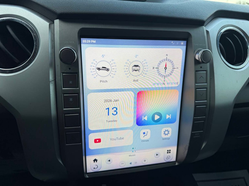 Toyota Tundra 2WD Vehicle Full-screen Gallery Image 25