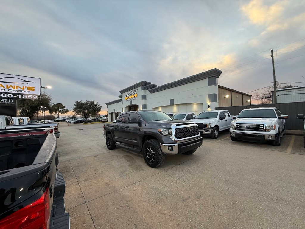 Toyota Tundra 2WD Vehicle Full-screen Gallery Image 40