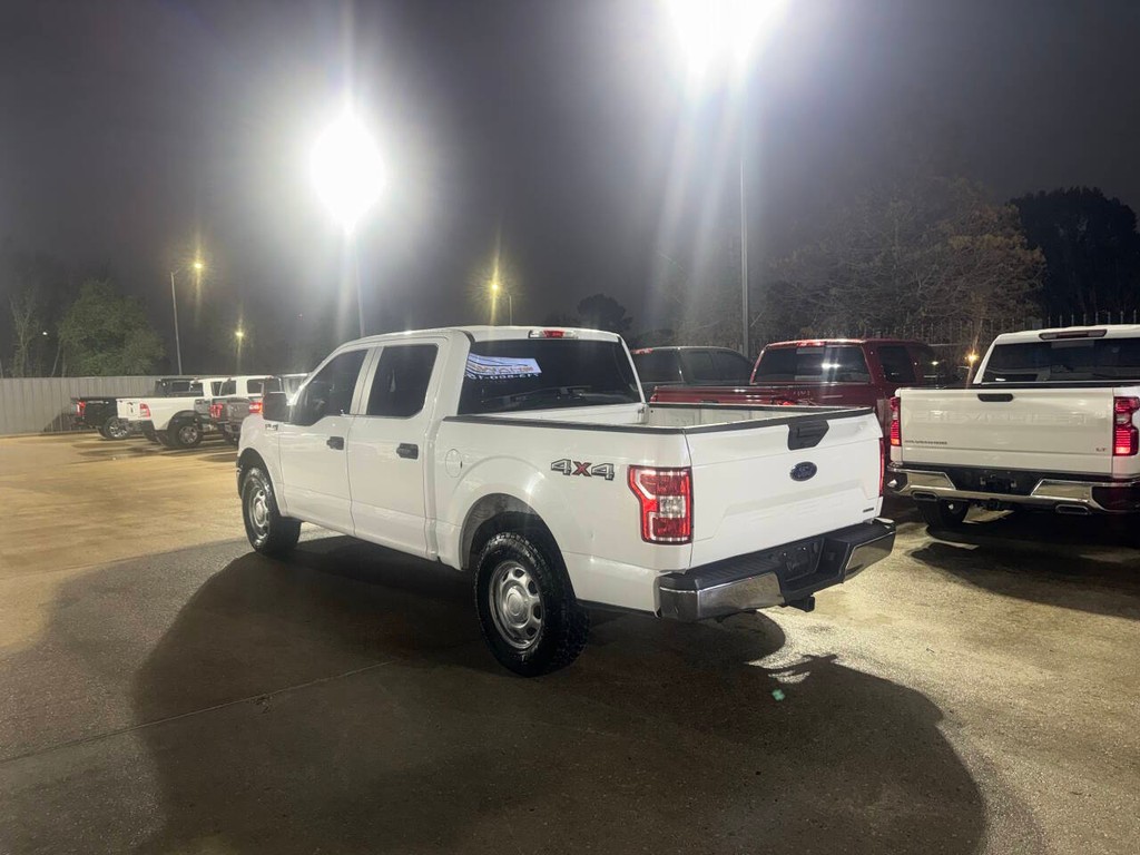 Ford F-150 Vehicle Full-screen Gallery Image 04