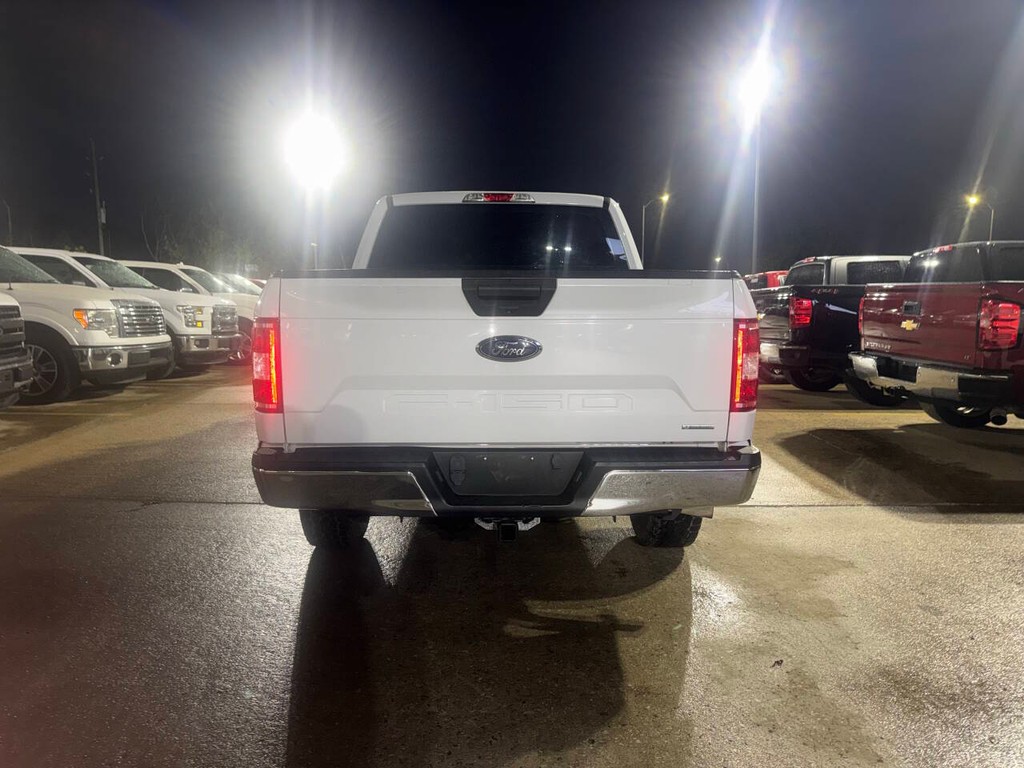 Ford F-150 Vehicle Full-screen Gallery Image 38