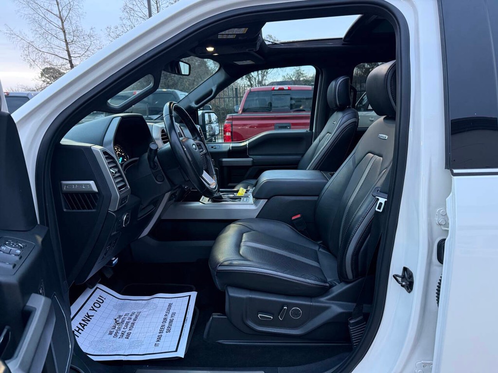 Ford F-150 Vehicle Full-screen Gallery Image 06