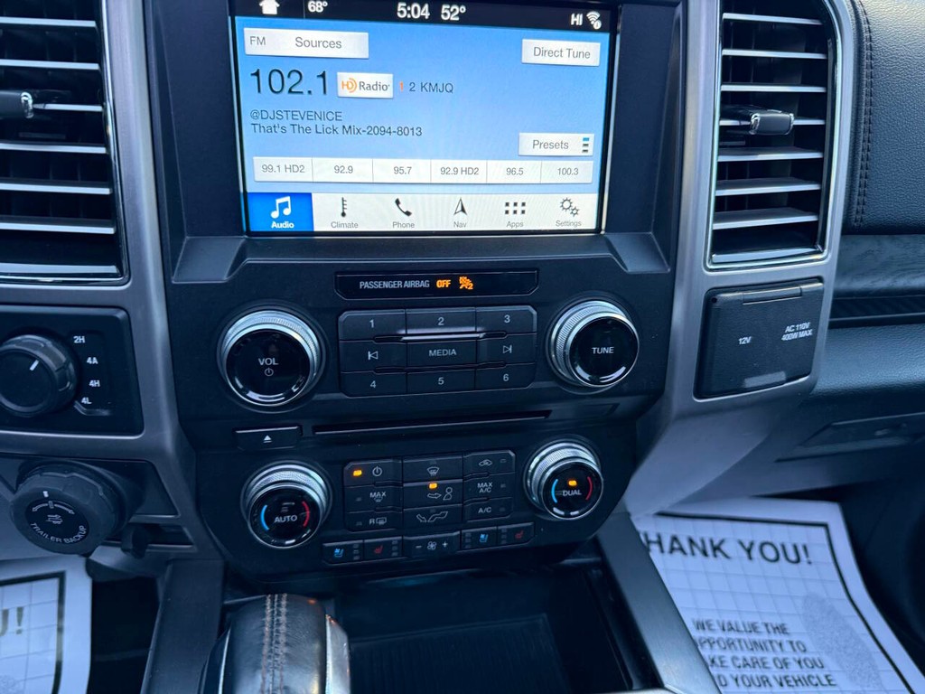 Ford F-150 Vehicle Full-screen Gallery Image 27