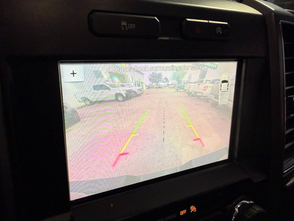 Ford F-150 Vehicle Full-screen Gallery Image 22