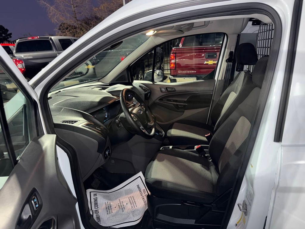 Ford Transit Connect Van Vehicle Full-screen Gallery Image 07