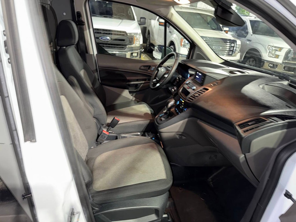 Ford Transit Connect Van Vehicle Full-screen Gallery Image 10