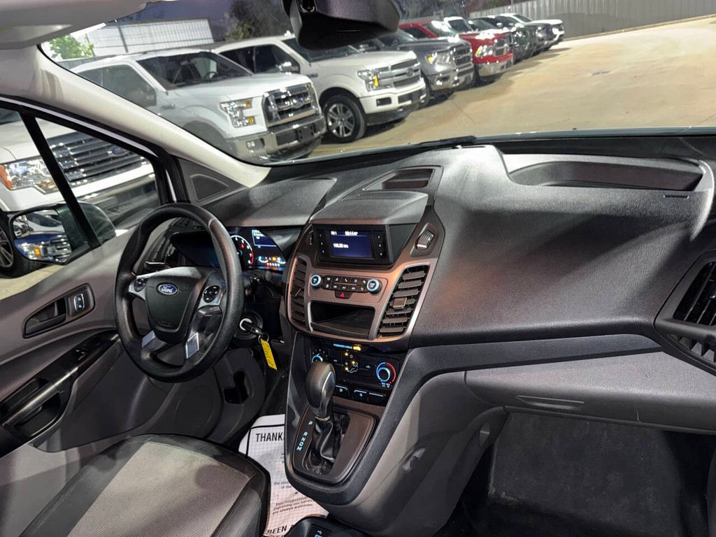 Ford Transit Connect Van Vehicle Full-screen Gallery Image 12