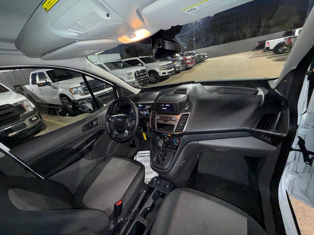 Ford Transit Connect Van Vehicle Full-screen Gallery Image 13