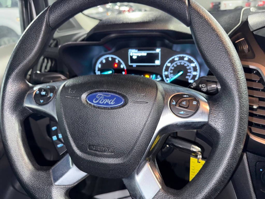 Ford Transit Connect Van Vehicle Full-screen Gallery Image 16