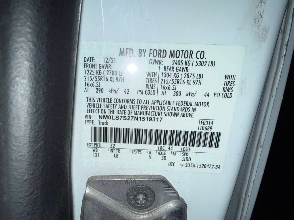 Ford Transit Connect Van Vehicle Full-screen Gallery Image 31