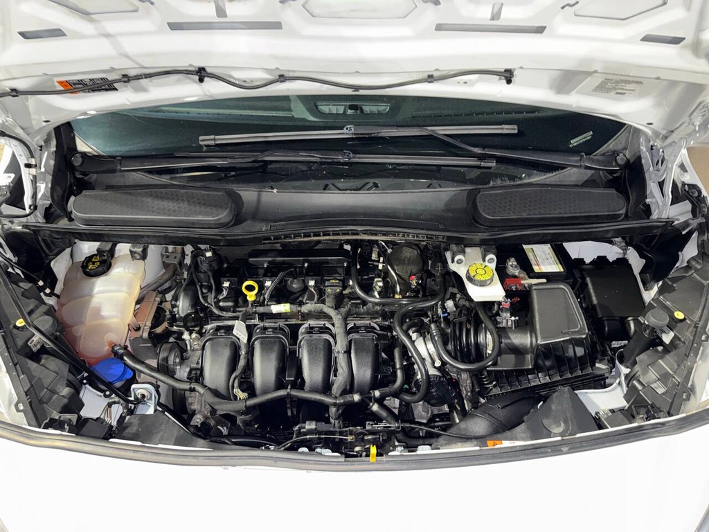 Ford Transit Connect Van Vehicle Full-screen Gallery Image 32