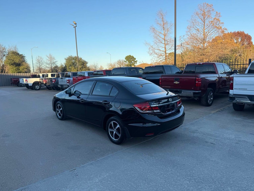 Honda Civic Sedan Vehicle Full-screen Gallery Image 04