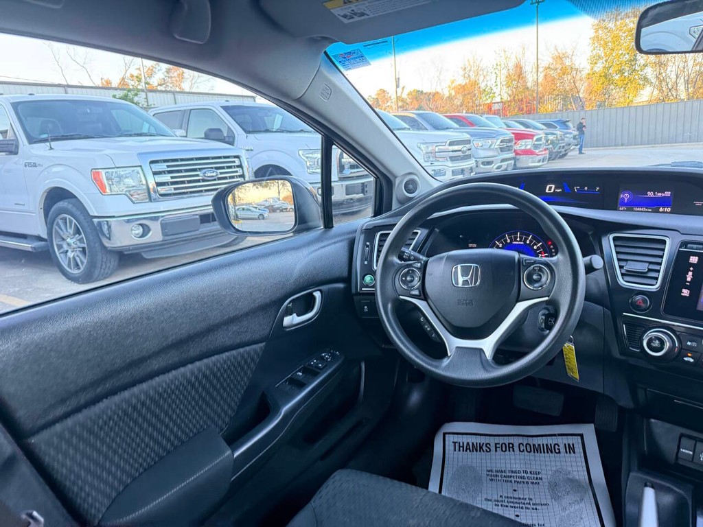 Honda Civic Sedan Vehicle Full-screen Gallery Image 19