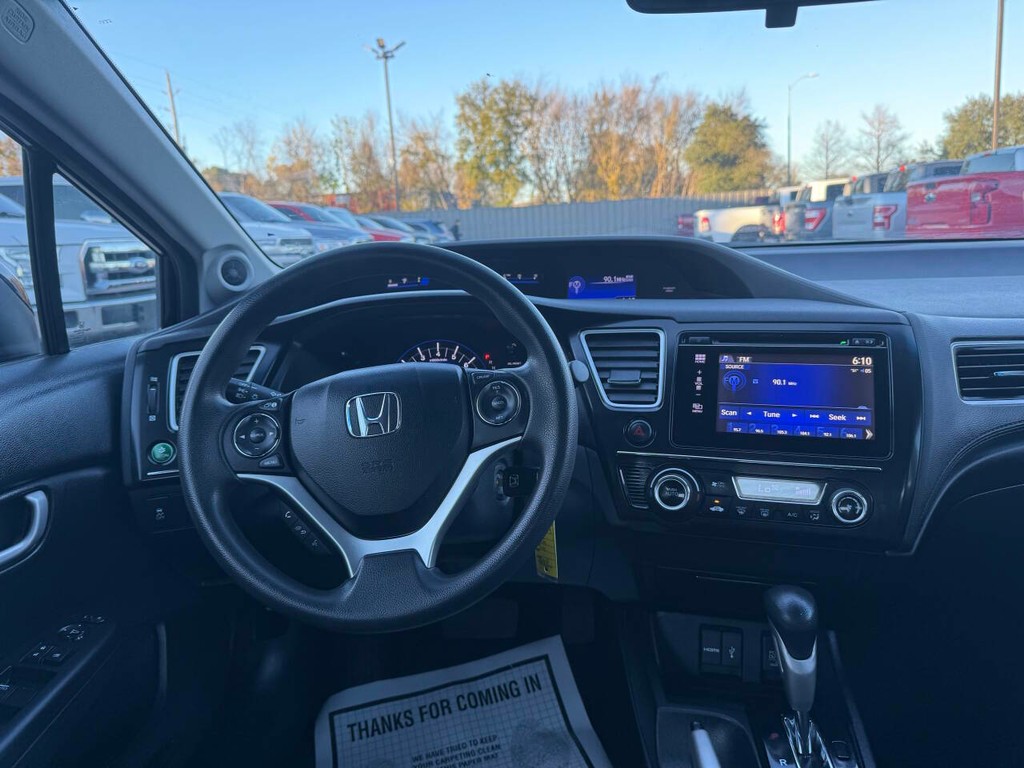 Honda Civic Sedan Vehicle Full-screen Gallery Image 21