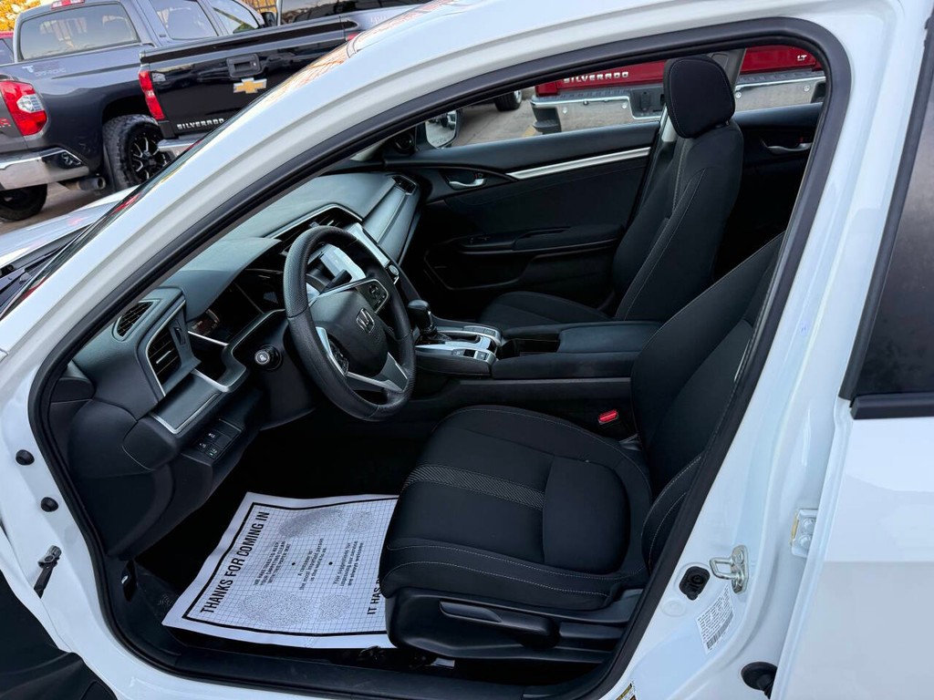 Honda Civic Sedan Vehicle Full-screen Gallery Image 07