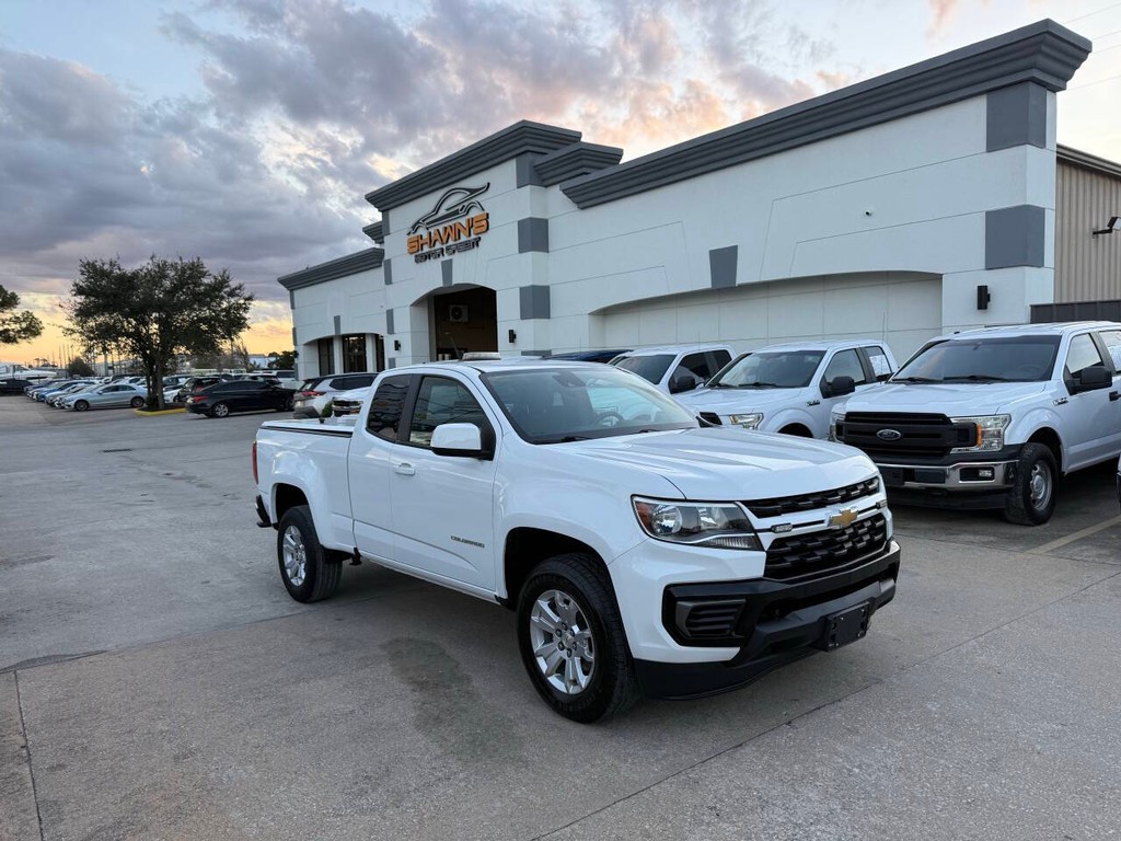 Chevrolet Colorado Vehicle Full-screen Gallery Image 02