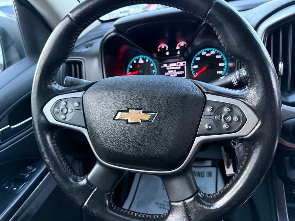 Chevrolet Colorado Vehicle Full-screen Gallery Image 22