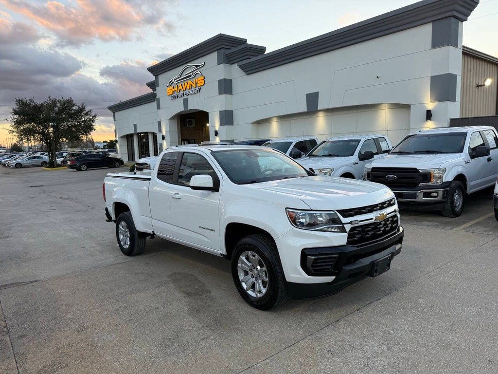 Chevrolet Colorado Vehicle Full-screen Gallery Image 38