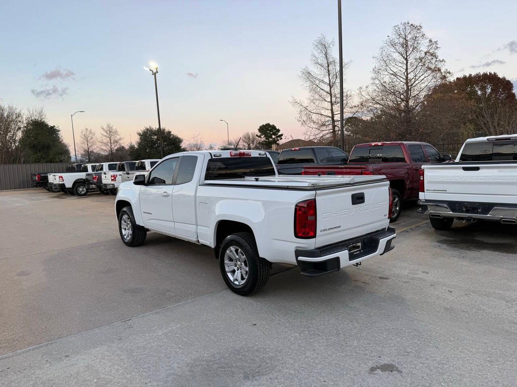 Chevrolet Colorado Vehicle Full-screen Gallery Image 04
