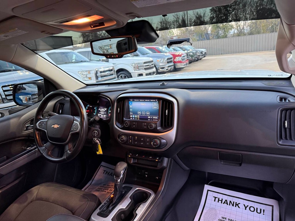 Chevrolet Colorado Vehicle Full-screen Gallery Image 17