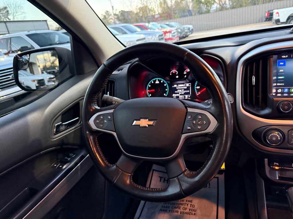 Chevrolet Colorado Vehicle Full-screen Gallery Image 20
