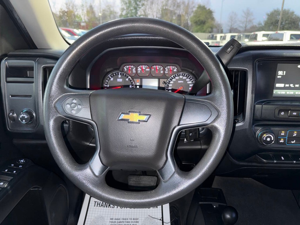 Chevrolet Silverado 1500 LD Vehicle Full-screen Gallery Image 21