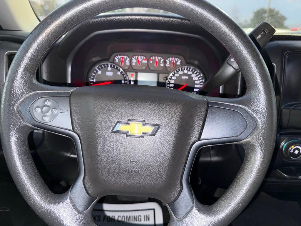 Chevrolet Silverado 1500 LD Vehicle Full-screen Gallery Image 22