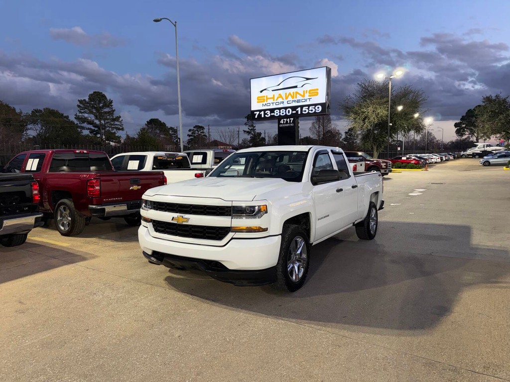 Chevrolet Silverado 1500 LD Vehicle Full-screen Gallery Image 40