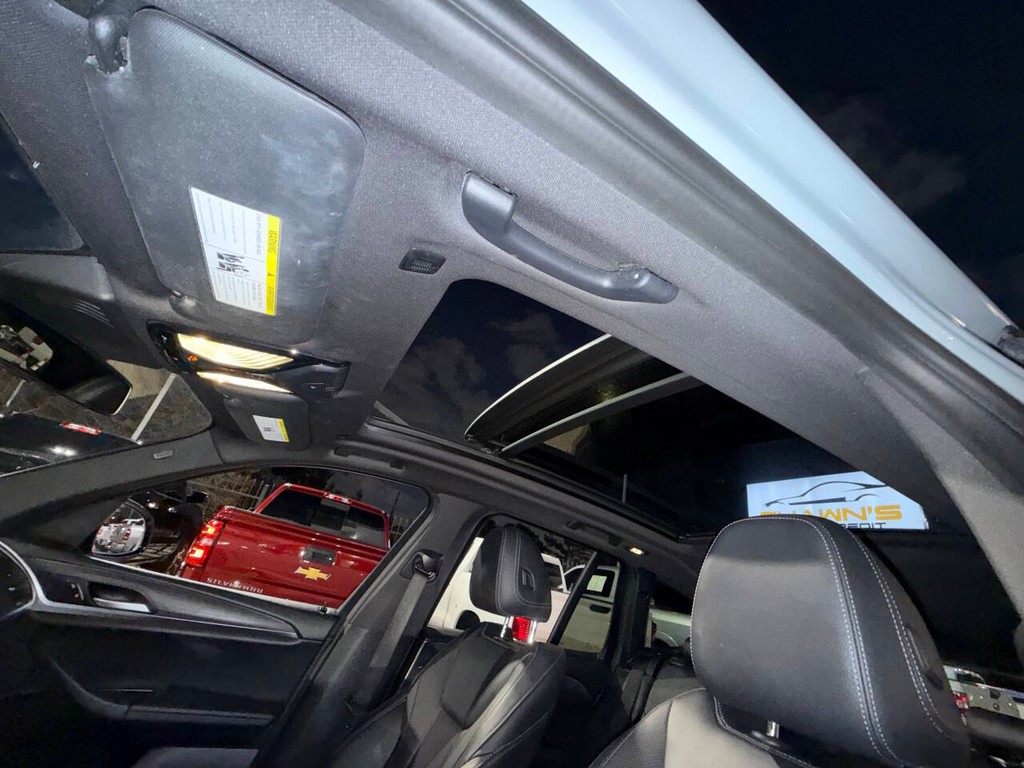 BMW X3 Vehicle Full-screen Gallery Image 30