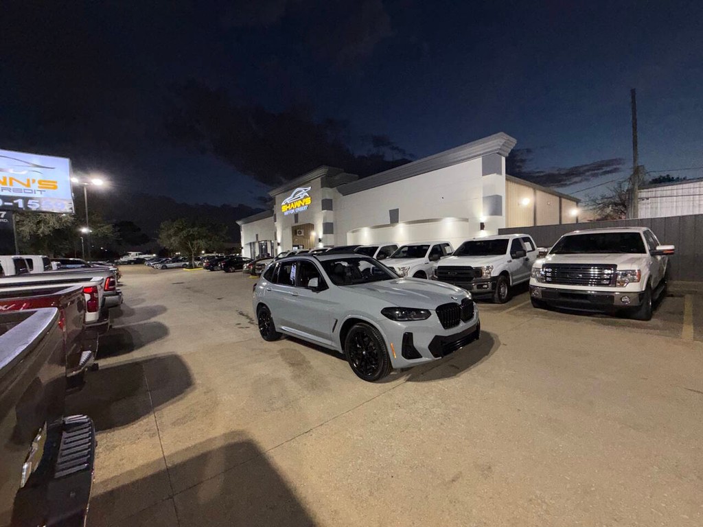 BMW X3 Vehicle Full-screen Gallery Image 46