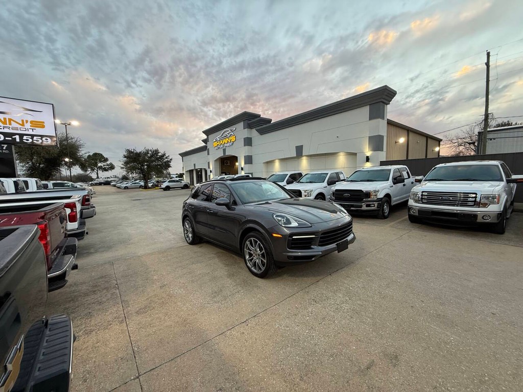 Porsche Cayenne Vehicle Full-screen Gallery Image 46