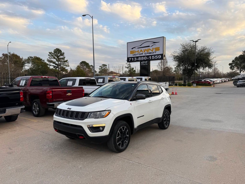 Jeep Compass Vehicle Full-screen Gallery Image 03