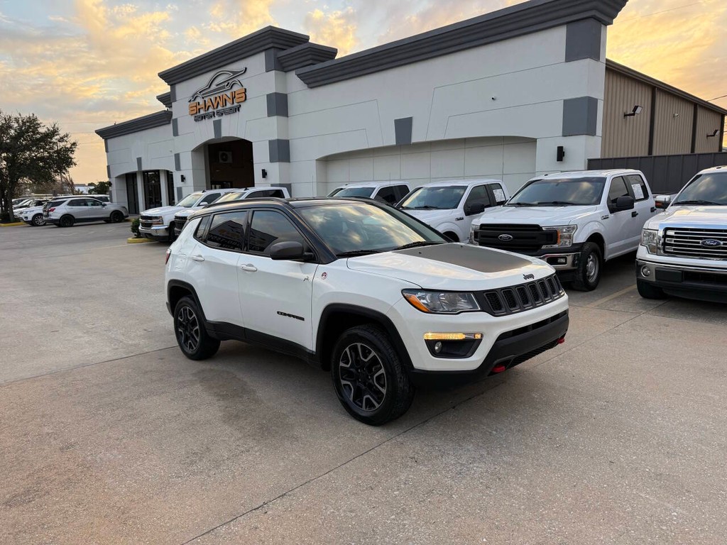 Jeep Compass Vehicle Full-screen Gallery Image 41