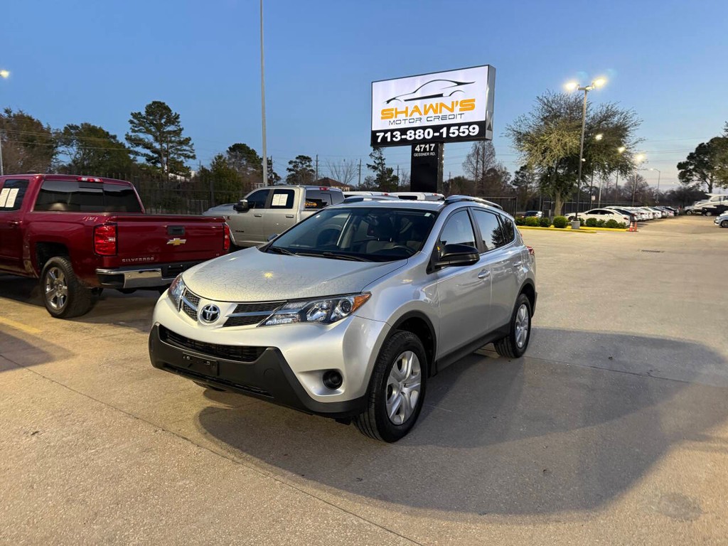 Toyota RAV4 Vehicle Full-screen Gallery Image 36