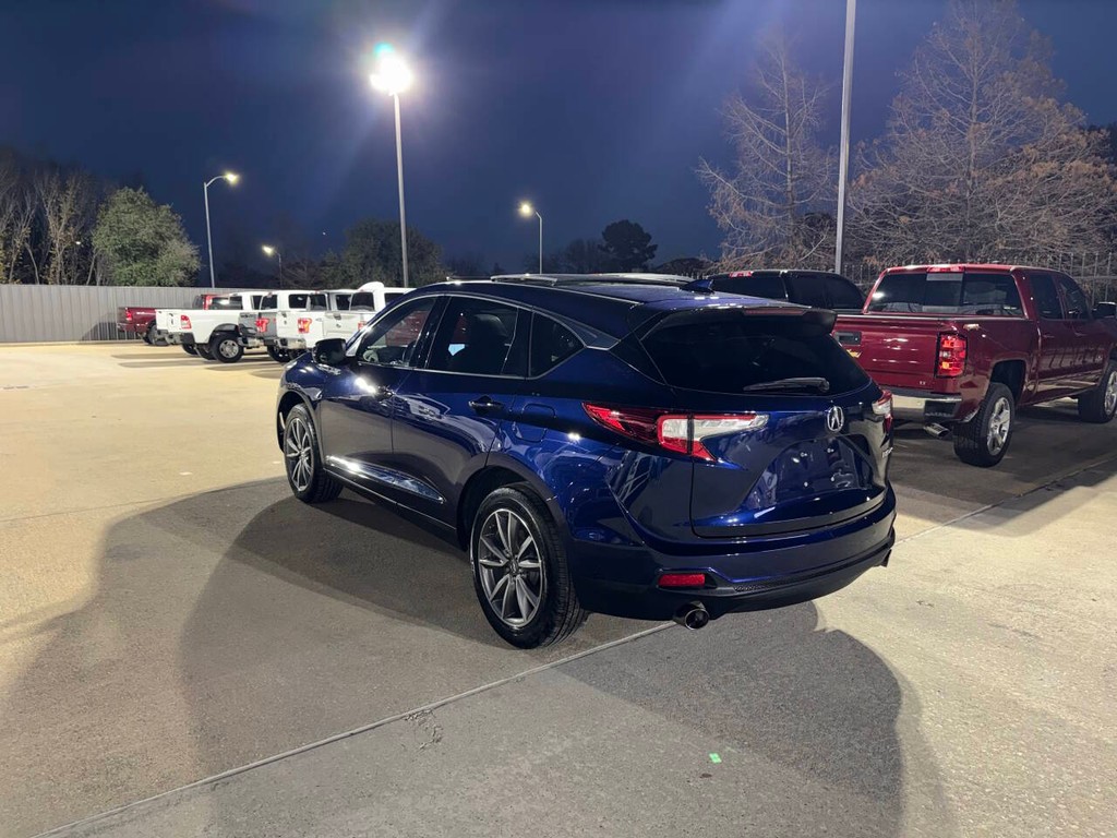 Acura RDX Vehicle Full-screen Gallery Image 04