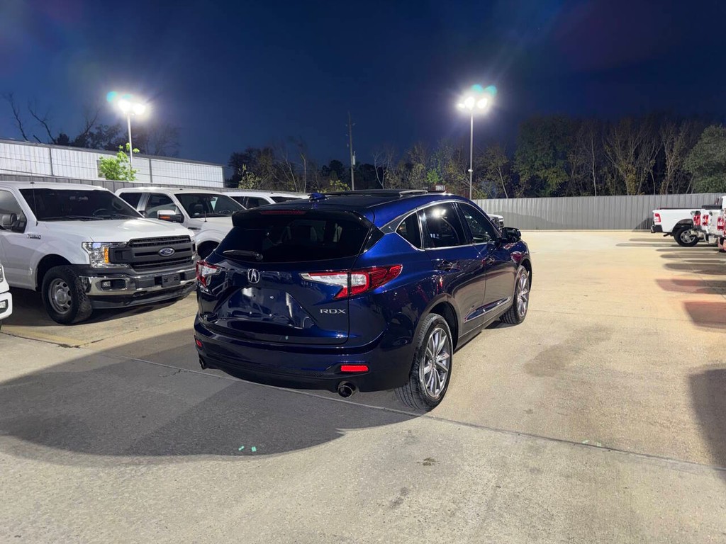 Acura RDX Vehicle Full-screen Gallery Image 05