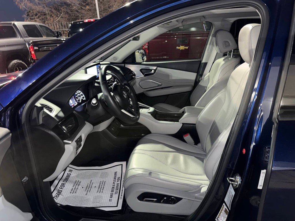 Acura RDX Vehicle Full-screen Gallery Image 07