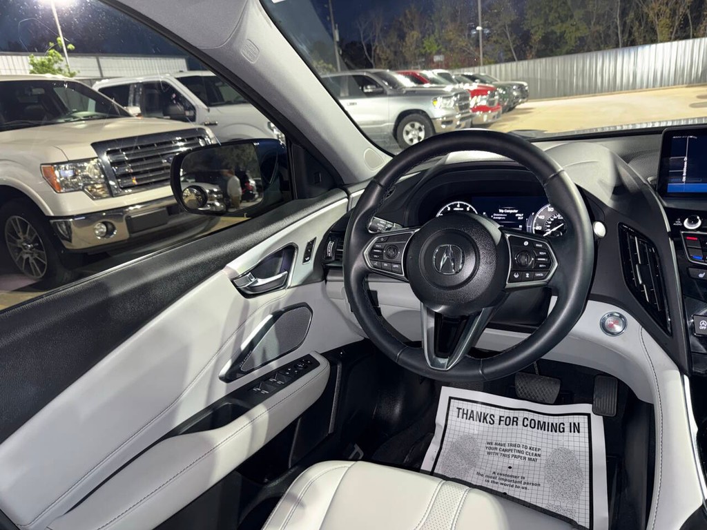 Acura RDX Vehicle Full-screen Gallery Image 19