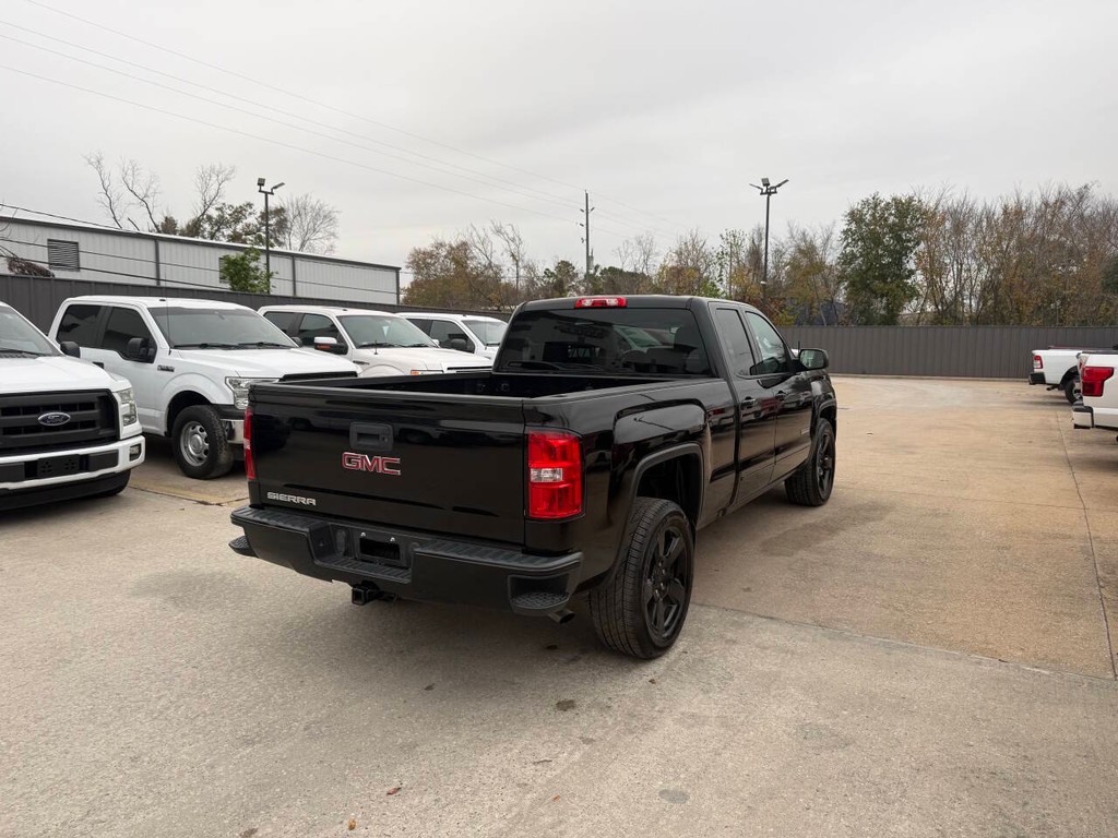 GMC Sierra 1500 Vehicle Full-screen Gallery Image 05