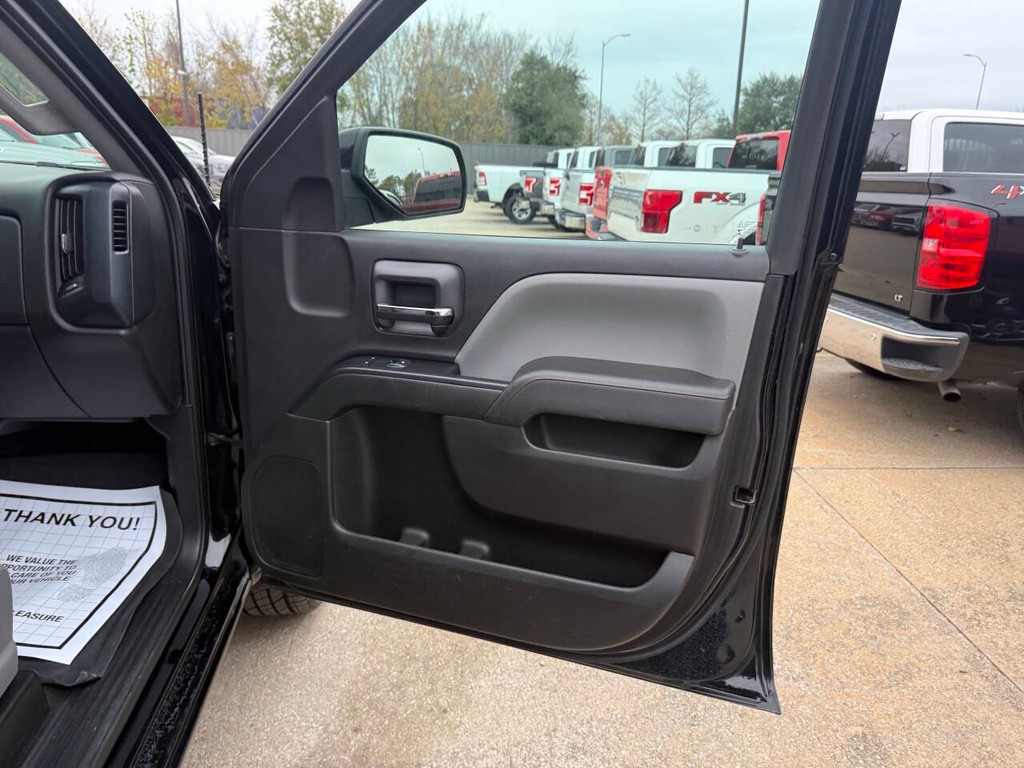 GMC Sierra 1500 Vehicle Full-screen Gallery Image 11