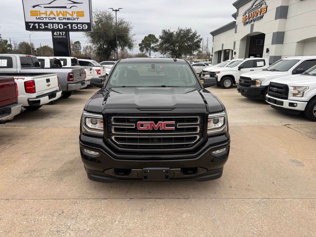 GMC Sierra 1500 Vehicle Full-screen Gallery Image 38