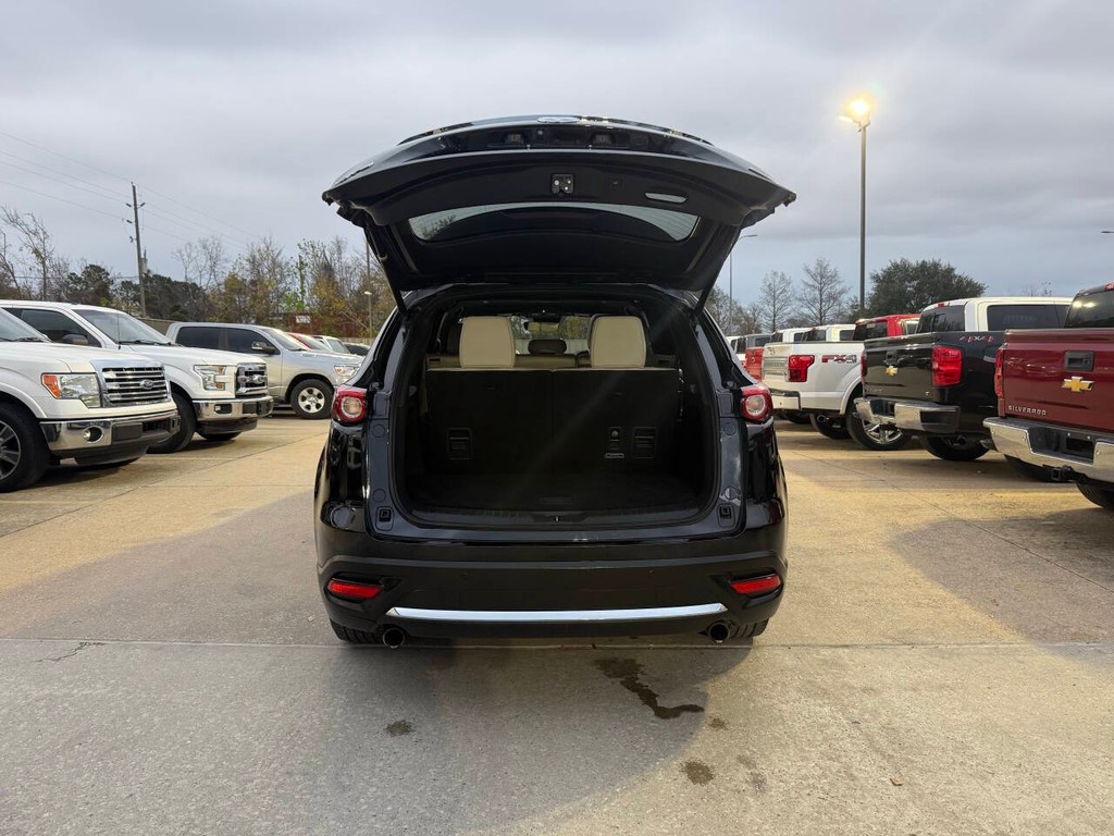 Mazda CX-9 Vehicle Full-screen Gallery Image 39