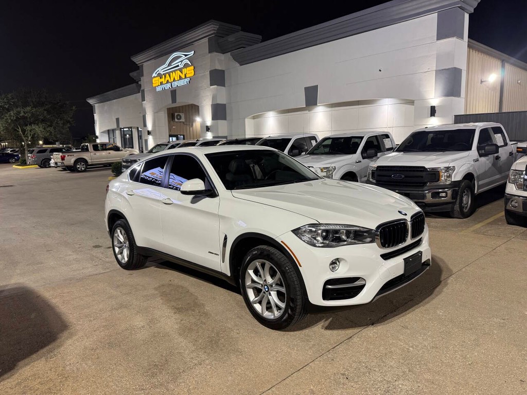 BMW X6 Vehicle Full-screen Gallery Image 02