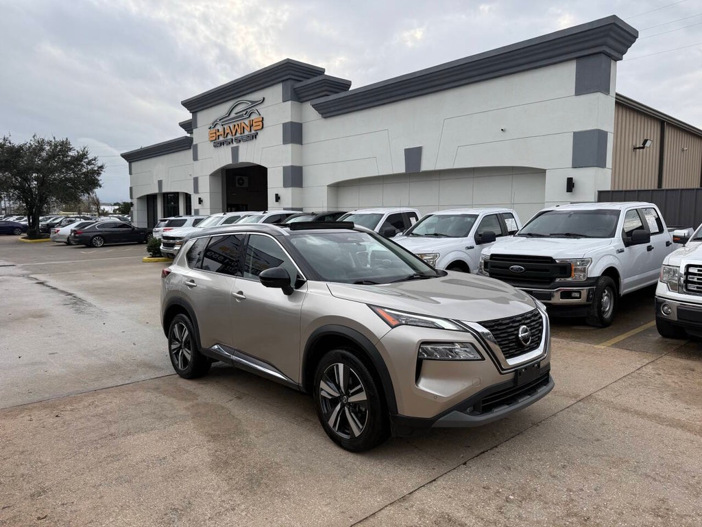 Nissan Rogue Vehicle Full-screen Gallery Image 45