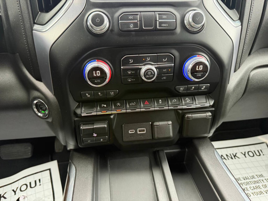 GMC Sierra 1500 Vehicle Full-screen Gallery Image 29