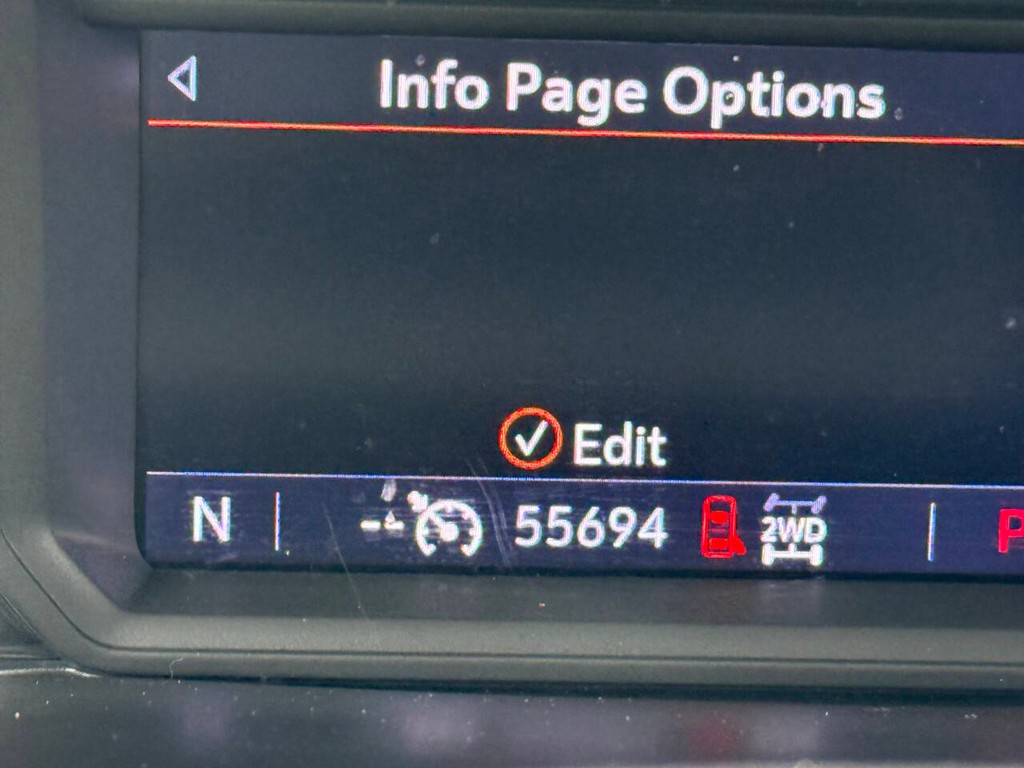 GMC Sierra 1500 Vehicle Full-screen Gallery Image 33