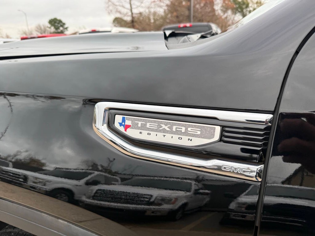 GMC Sierra 1500 Vehicle Full-screen Gallery Image 37