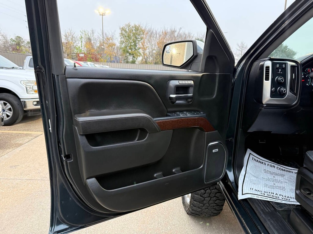 GMC Sierra 1500 Vehicle Full-screen Gallery Image 06