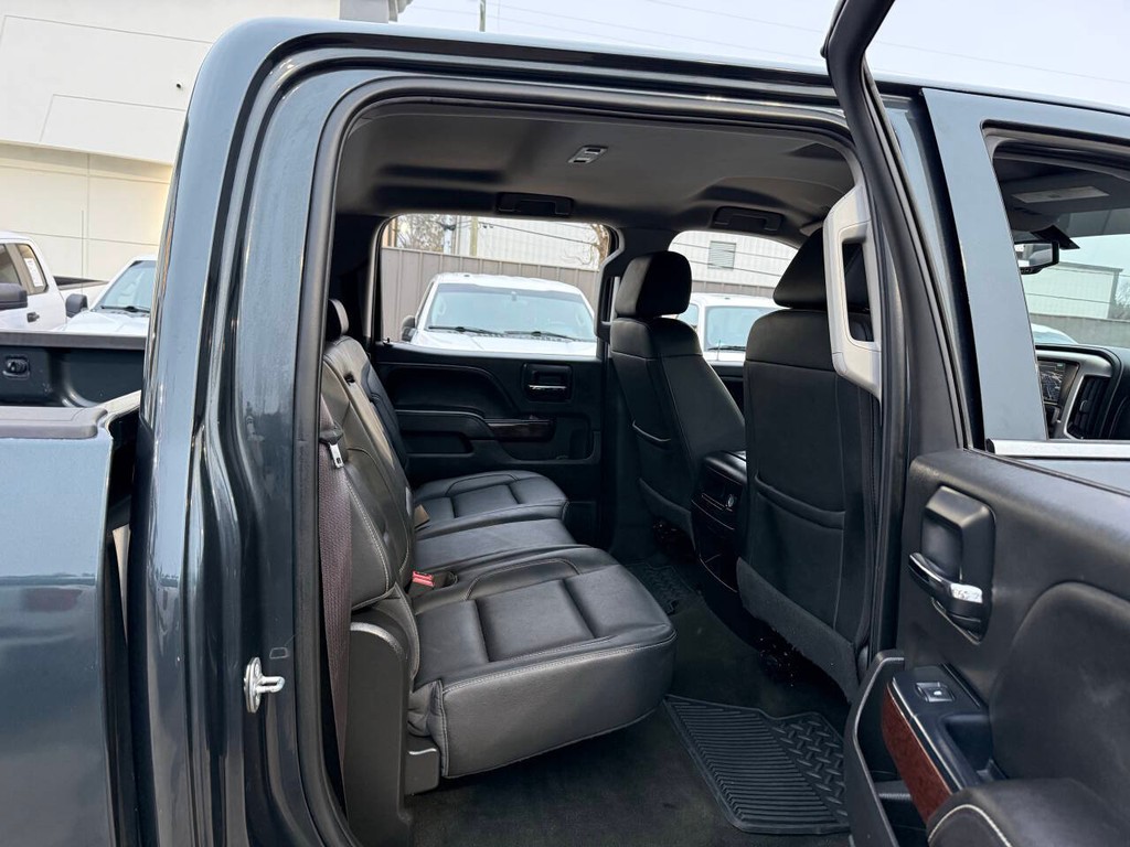 GMC Sierra 1500 Vehicle Full-screen Gallery Image 13